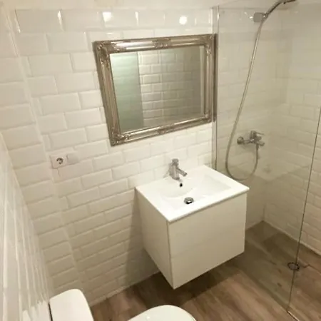 Clark's, Town House, 2 Bdrm, Central & Chic * Vilassar De Dalt